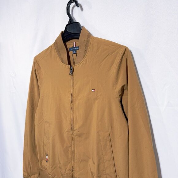 Tommy Hilfiger Lightweight Water-Resistant Bomber Camel Khaki Men’s S Jacket NWT - Picture 2 of 9